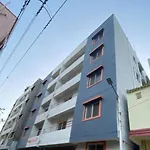 Oyo Home 87931 Jai Hanuman Apartment